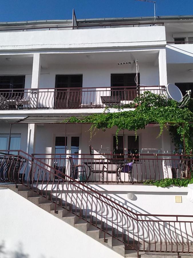 Apartmani Nikola Biograd Na Moru Exterior photo